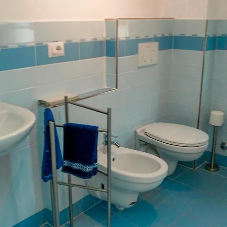 Casa Domenica * באוונו