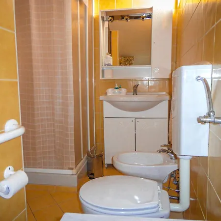 Апартаменты Casa Domenica Бавено
