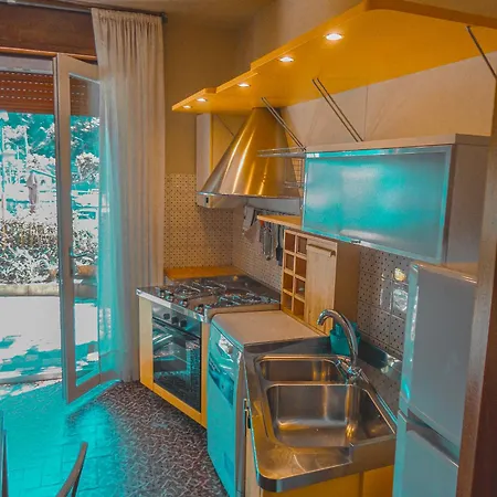 Casa Domenica * באוונו